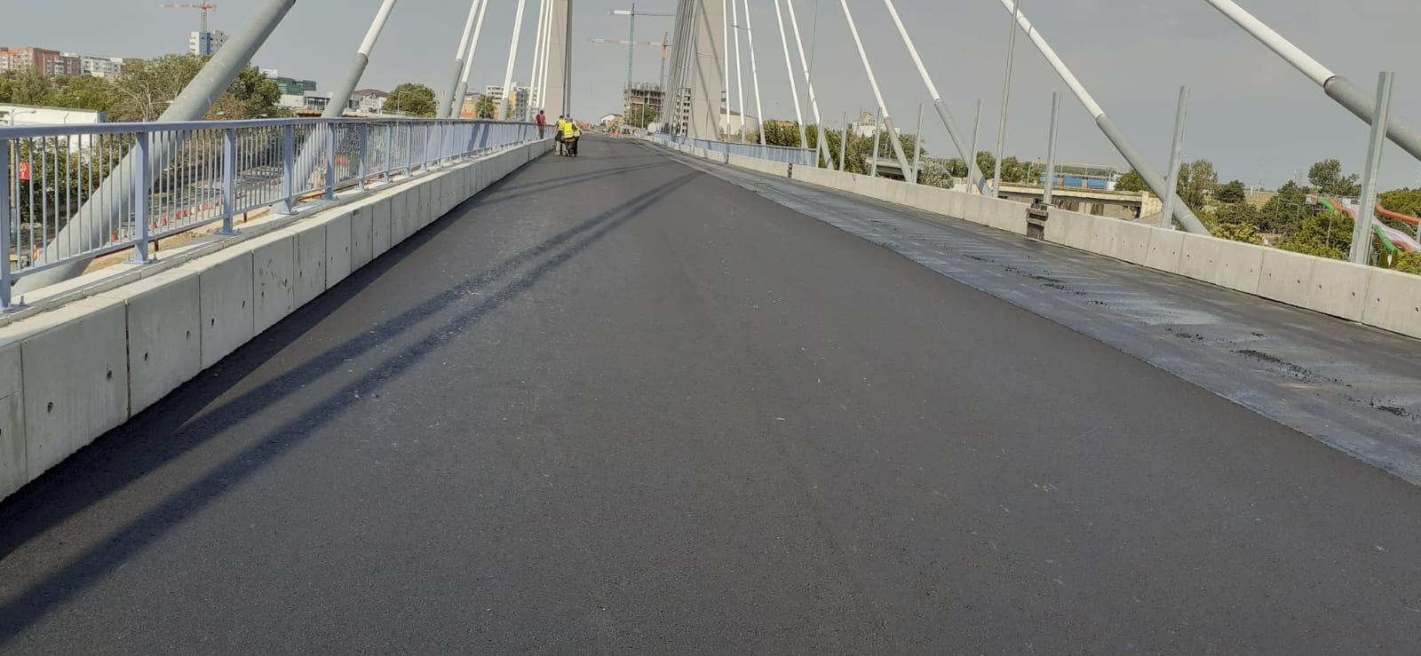 Imagine descriptivă despre noi